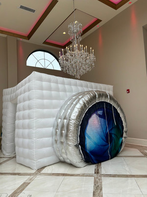 Enclosed Photobooth